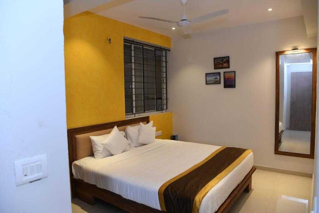 Beach Heaven Deluxe Rooms & Serviced Apartments Suratakal Exteriör bild