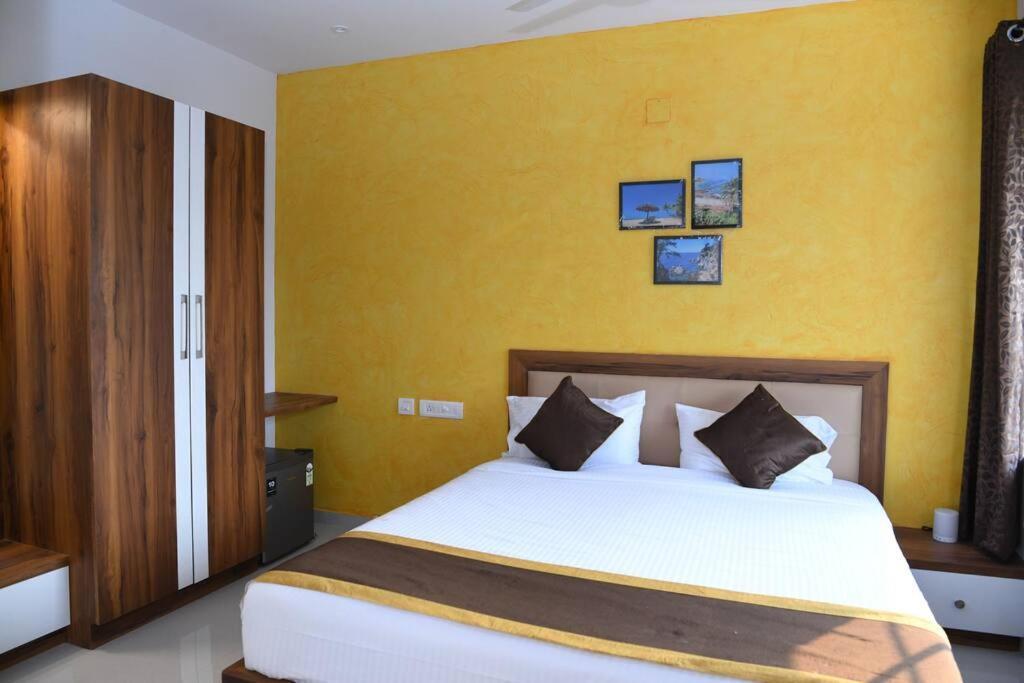 Beach Heaven Deluxe Rooms & Serviced Apartments Suratakal Exteriör bild